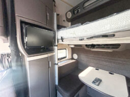 2017 VOLVO VNL780 w/ 77” DBL BUNK,ONLY 107K MILES ON RECON CUMMINS ENGINE full