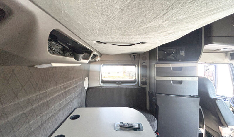 2017 VOLVO VNL780 w/ 77” DBL BUNK,ONLY 107K MILES ON RECON CUMMINS ENGINE full