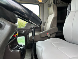 2014 KENWORTH T800 W/457K MILES ON REMAN ENGINE full