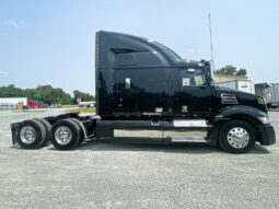 2018 WESTERN STAR 5700EX WITH 82″ RAISED ROOF STRATOSPHERE SLEEPER full