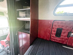 2018 WESTERN STAR 5700EX WITH 82″ RAISED ROOF STRATOSPHERE SLEEPER full