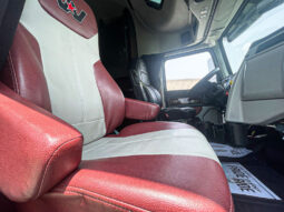 2018 WESTERN STAR 5700EX WITH 82″ RAISED ROOF STRATOSPHERE SLEEPER full