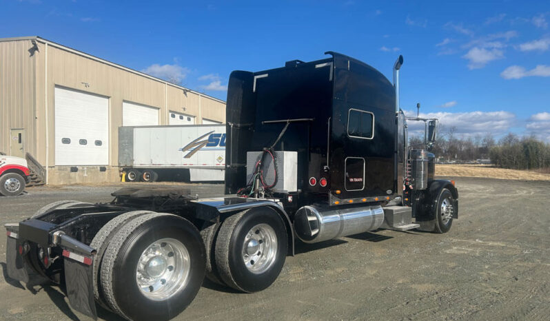 2007 PETERBILT 379 W/266K MILES ON CAT CERTIFIED OVERHAUL full