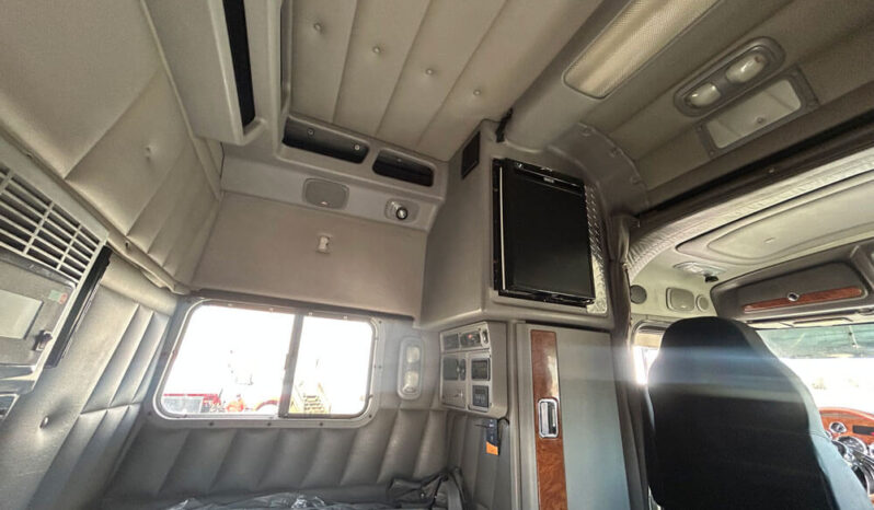 2007 PETERBILT 379 W/266K MILES ON CAT CERTIFIED OVERHAUL full
