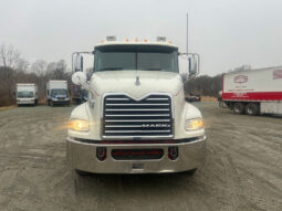 2015 MACK CXU613 W/ONLY 198K MILES full