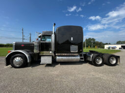 2007 PETERBILT 379 70″ SLEEPER – WITH OVERHAULED 550 HP CAT ENGINE & NATIONWIDE MANUFACTURER’S WARRANTY full