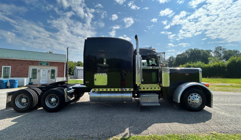 2007 PETERBILT 379 70″ SLEEPER – WITH OVERHAULED 550 HP CAT ENGINE & NATIONWIDE MANUFACTURER’S WARRANTY full