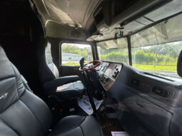 2007 PETERBILT 379 70″ SLEEPER – WITH OVERHAULED 550 HP CAT ENGINE & NATIONWIDE MANUFACTURER’S WARRANTY full