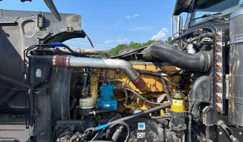 2007 PETERBILT 379 70″ SLEEPER – WITH OVERHAULED 550 HP CAT ENGINE & NATIONWIDE MANUFACTURER’S WARRANTY full