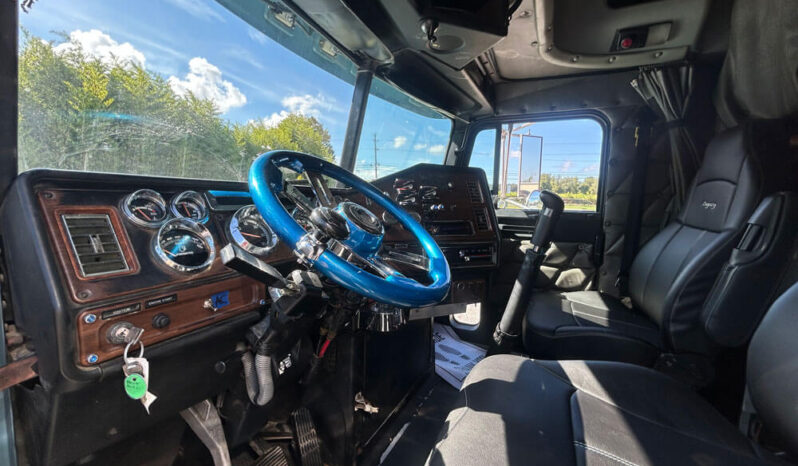 2006 FREIGHTLINER FLD132XL W/43K MILES ON OVERHAUL full