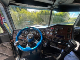 2006 FREIGHTLINER FLD132XL W/43K MILES ON OVERHAUL full
