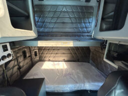2006 FREIGHTLINER FLD132XL W/43K MILES ON OVERHAUL full