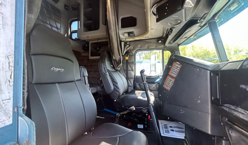 2006 FREIGHTLINER FLD132XL W/43K MILES ON OVERHAUL full