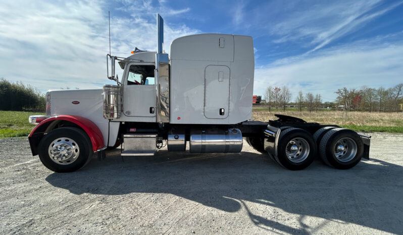 2015 PETERBILT 389 w/550 HP CUMMINS – TWO YEAR UNLIMITED MILEAGE NATIONWIDE WARRANTY full