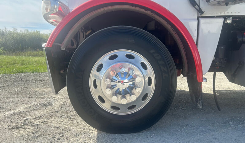 2015 PETERBILT 389 w/550 HP CUMMINS – TWO YEAR UNLIMITED MILEAGE NATIONWIDE WARRANTY full