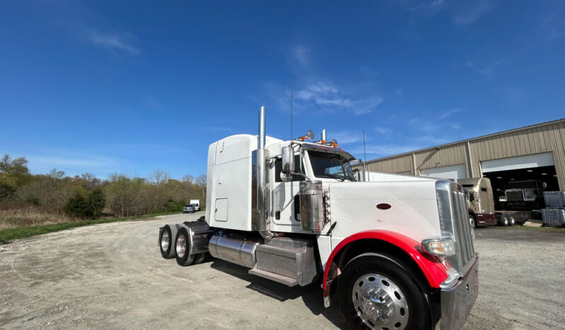 2015 PETERBILT 389 w/550 HP CUMMINS – TWO YEAR UNLIMITED MILEAGE NATIONWIDE WARRANTY full