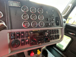 2015 PETERBILT 389 w/550 HP CUMMINS – TWO YEAR UNLIMITED MILEAGE NATIONWIDE WARRANTY full