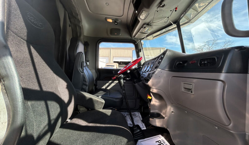 2015 PETERBILT 389 w/550 HP CUMMINS – TWO YEAR UNLIMITED MILEAGE NATIONWIDE WARRANTY full