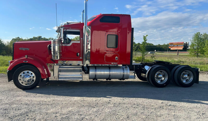 2007 KENWORTH W900L W/207K MILES ON CERTIFIED OVERHAUL full