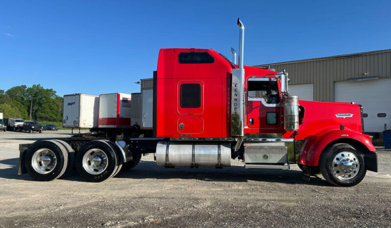 2007 KENWORTH W900L W/207K MILES ON CERTIFIED OVERHAUL full