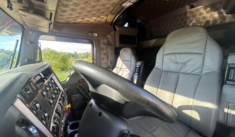 2007 KENWORTH W900L W/207K MILES ON CERTIFIED OVERHAUL full