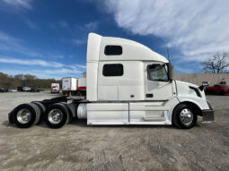 2007 VOLVO VNL780 W/397K MILES ON CERTIFIED OVERHAUL full