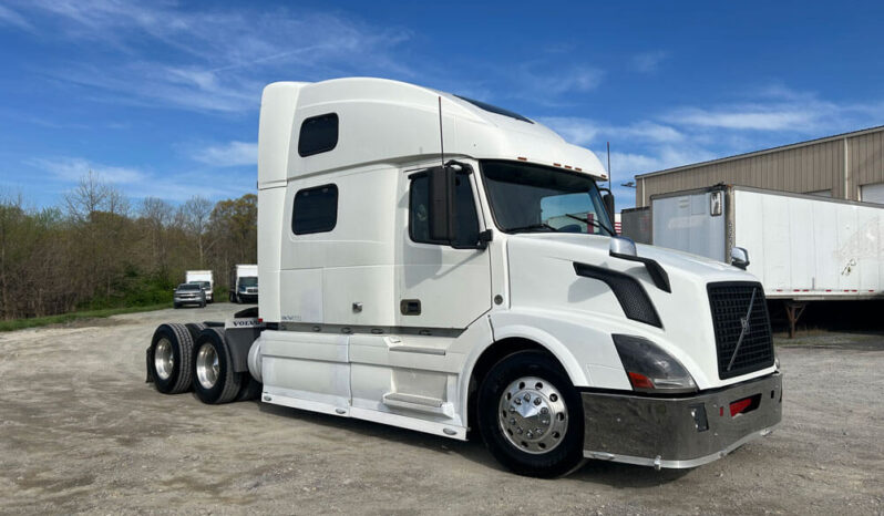 2007 VOLVO VNL780 W/397K MILES ON CERTIFIED OVERHAUL full