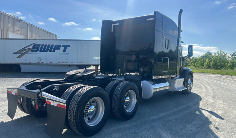 2015 PETERBILT 579 W/149K ON CERTFIED OVERHAUL full