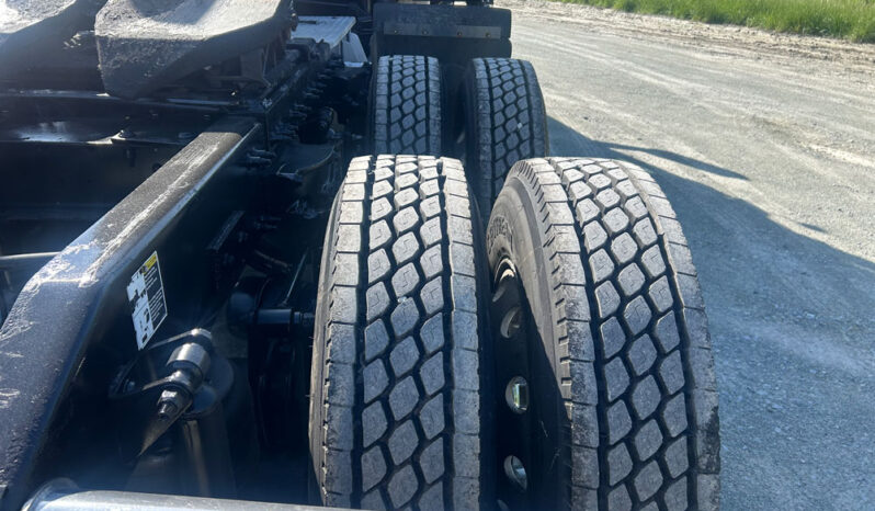 2015 PETERBILT 579 W/149K ON CERTFIED OVERHAUL full