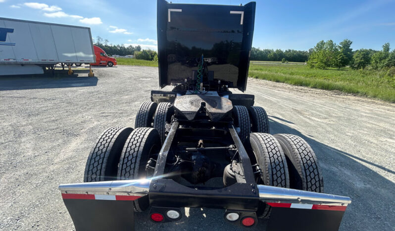 2015 PETERBILT 579 W/149K ON CERTFIED OVERHAUL full