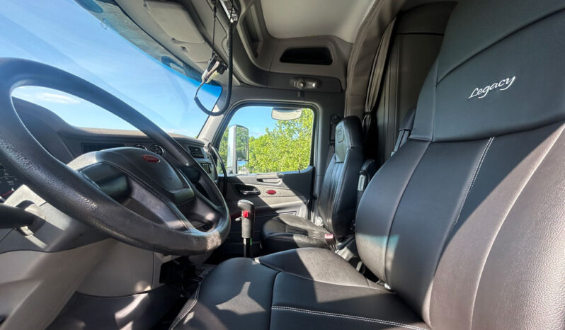 2015 PETERBILT 579 W/149K ON CERTFIED OVERHAUL full