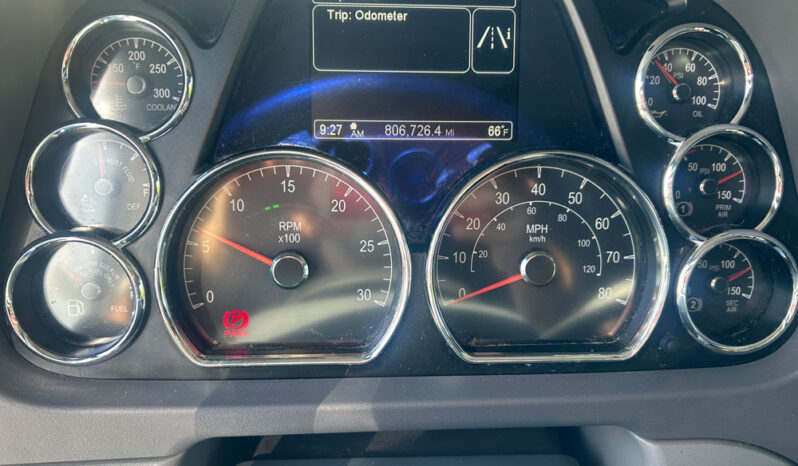 2015 PETERBILT 579 W/149K ON CERTFIED OVERHAUL full