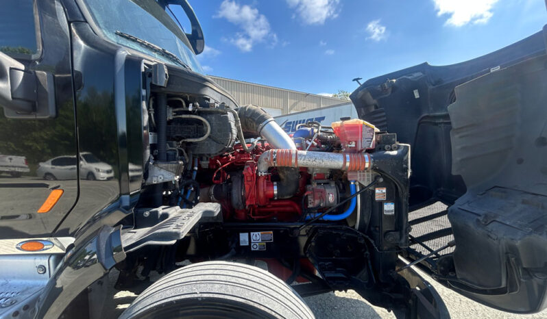 2015 PETERBILT 579 W/149K ON CERTFIED OVERHAUL full