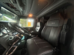 2016 PETERBILT 389 W/OPTIONAL 3 YR WARRANTY full