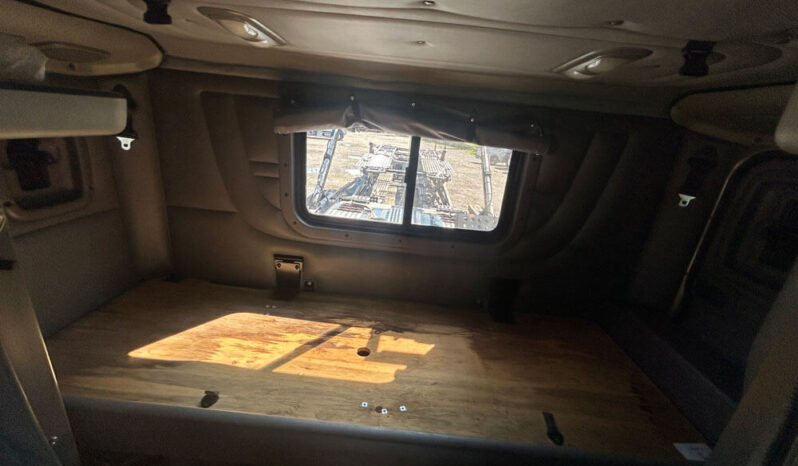 2016 PETERBILT 389 W/OPTIONAL 3 YR WARRANTY full