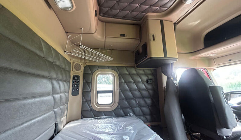 2018 FREIGHTLINER CORONADO 122SD W/70″ SLEEPER full