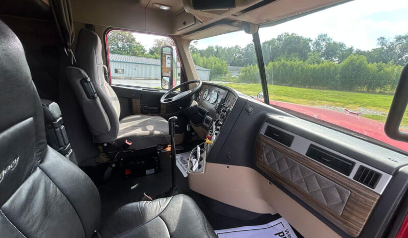 2018 FREIGHTLINER CORONADO 122SD W/70″ SLEEPER full