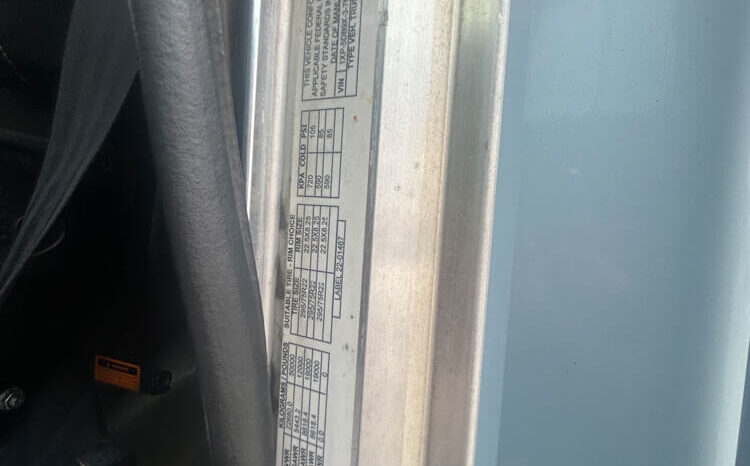 2007 PETERBILT 379 W/200K MILES ON OVERHAUL full