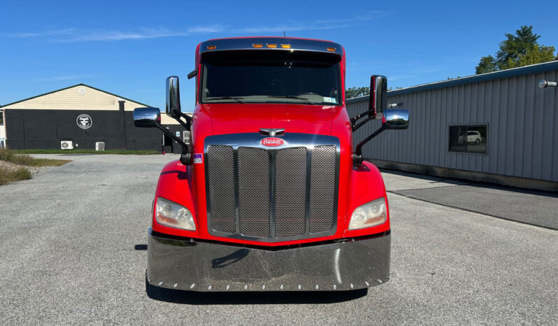 2019 PETERBILT 579 W/80″ MID-ROOF SLEEPER full