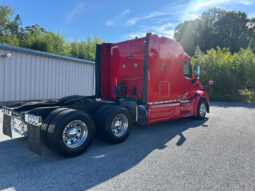 2019 PETERBILT 579 W/80″ MID-ROOF SLEEPER full