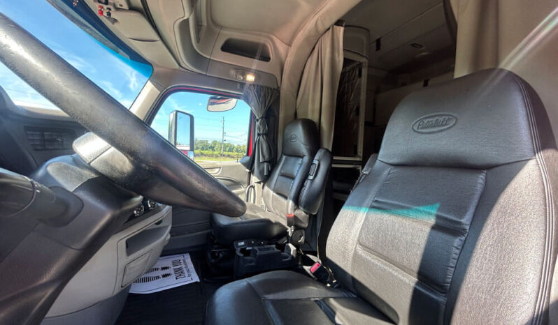 2019 PETERBILT 579 W/80″ MID-ROOF SLEEPER full