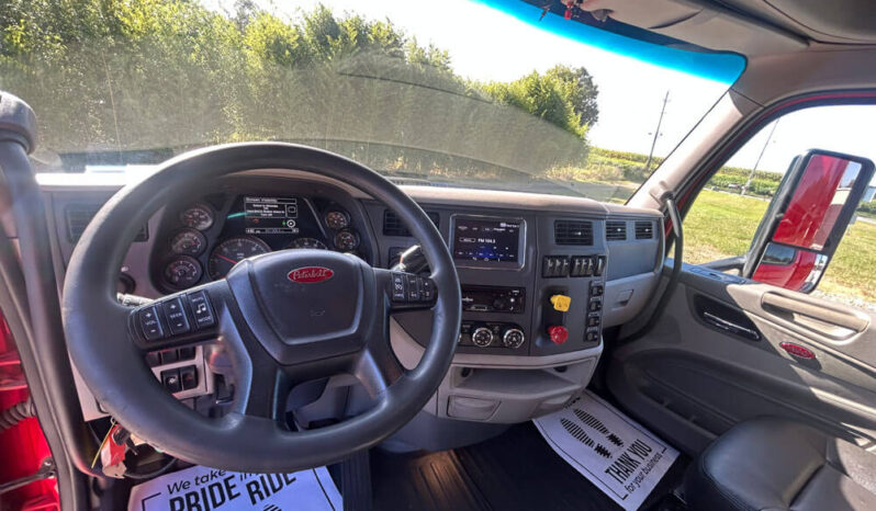 2019 PETERBILT 579 W/80″ MID-ROOF SLEEPER full