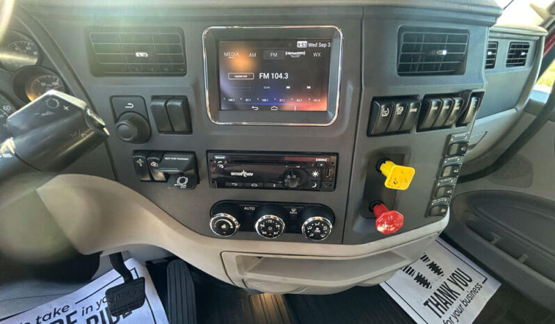 2019 PETERBILT 579 W/80″ MID-ROOF SLEEPER full