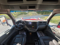2019 PETERBILT 579 W/80″ MID-ROOF SLEEPER full