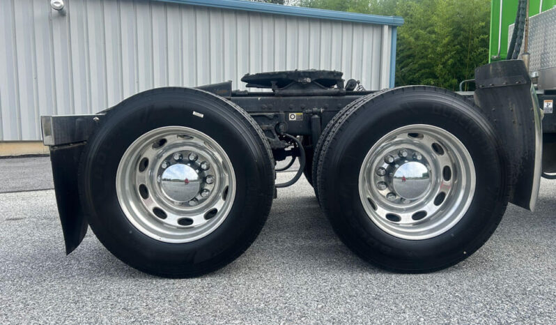 2006 PETERBILT 379 W/158K MILES ON CERTIFIED OVERHAUL full