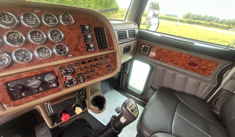 2006 PETERBILT 379 W/158K MILES ON CERTIFIED OVERHAUL full