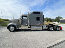 2006 KENWORTH W900B W/105K MILES ON CAT CERTIFIED OVERHAUL full