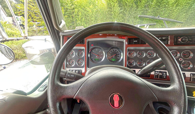 2006 KENWORTH W900B W/105K MILES ON CAT CERTIFIED OVERHAUL full
