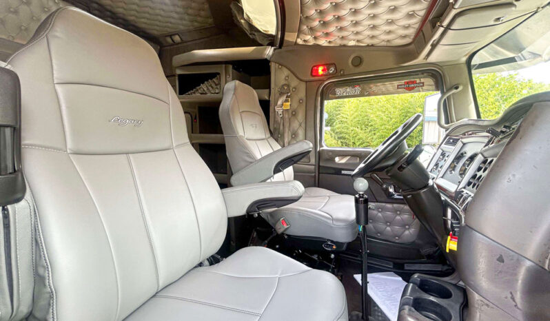2006 KENWORTH W900B W/105K MILES ON CAT CERTIFIED OVERHAUL full