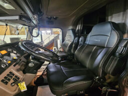 2020 PETERBILT 389 W/33K MILES ON CERTIFIED OVERHAUL full